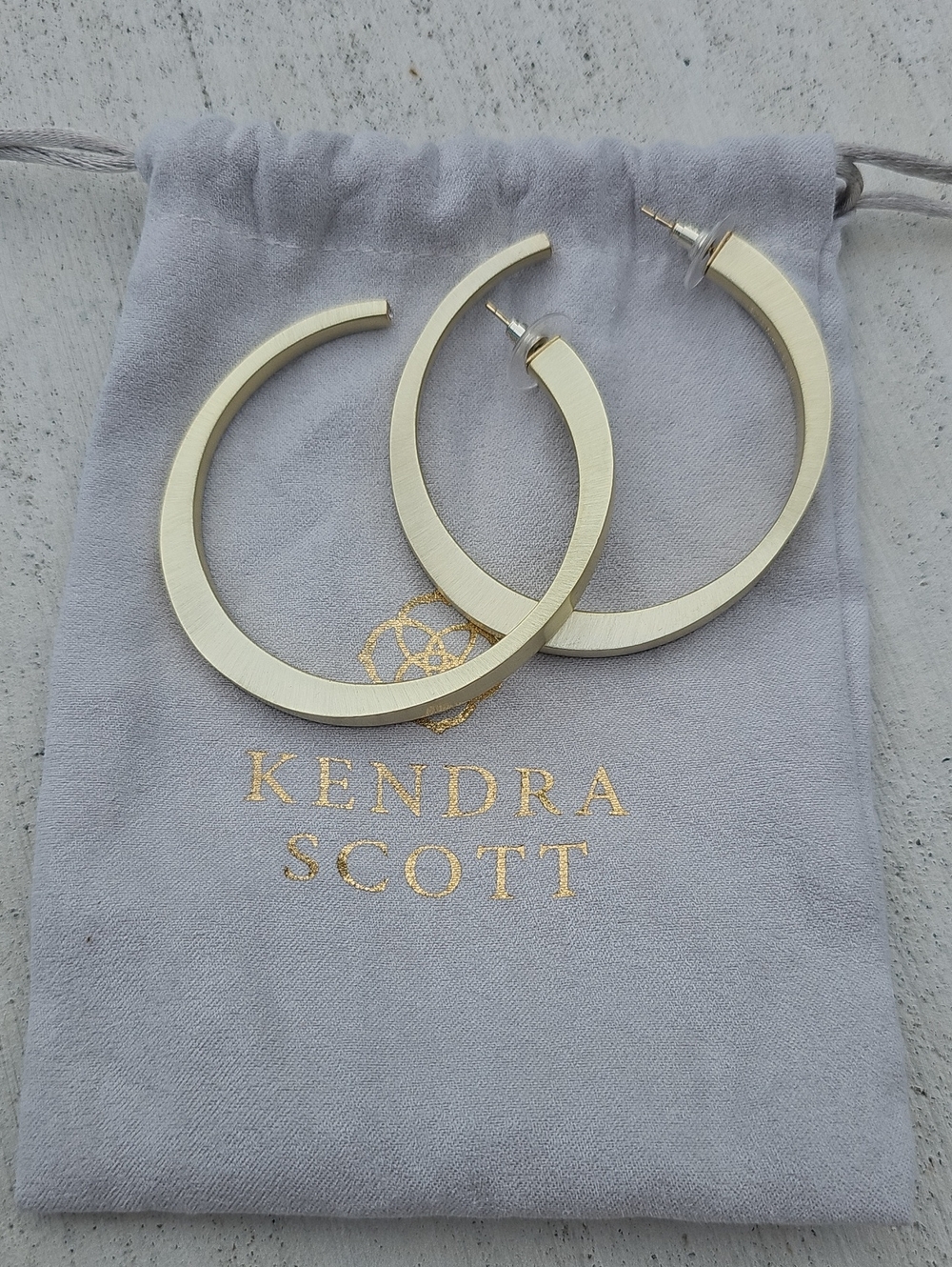 Kendra Scott Gold Matte Flat Hoop Earrings